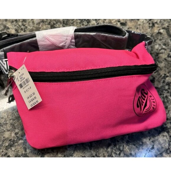 PINK by Victoria's Secret Belt Bag Fanny Pack NWT - Picture 2 of 6